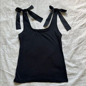 Elegant Black Sleeveless Top with Bow Straps